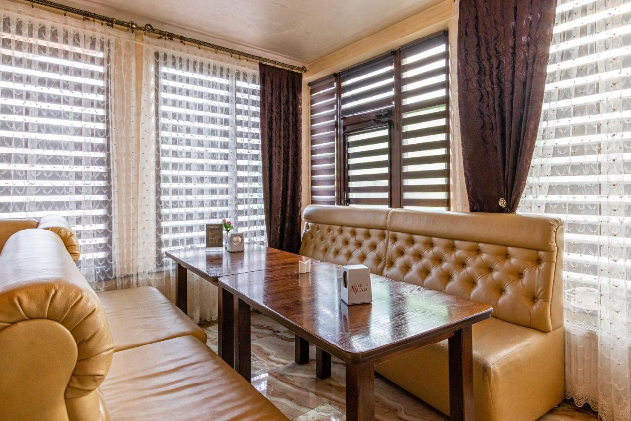 Villa Vlad & Spa Μπούκοβελ Εξωτερικό φωτογραφία