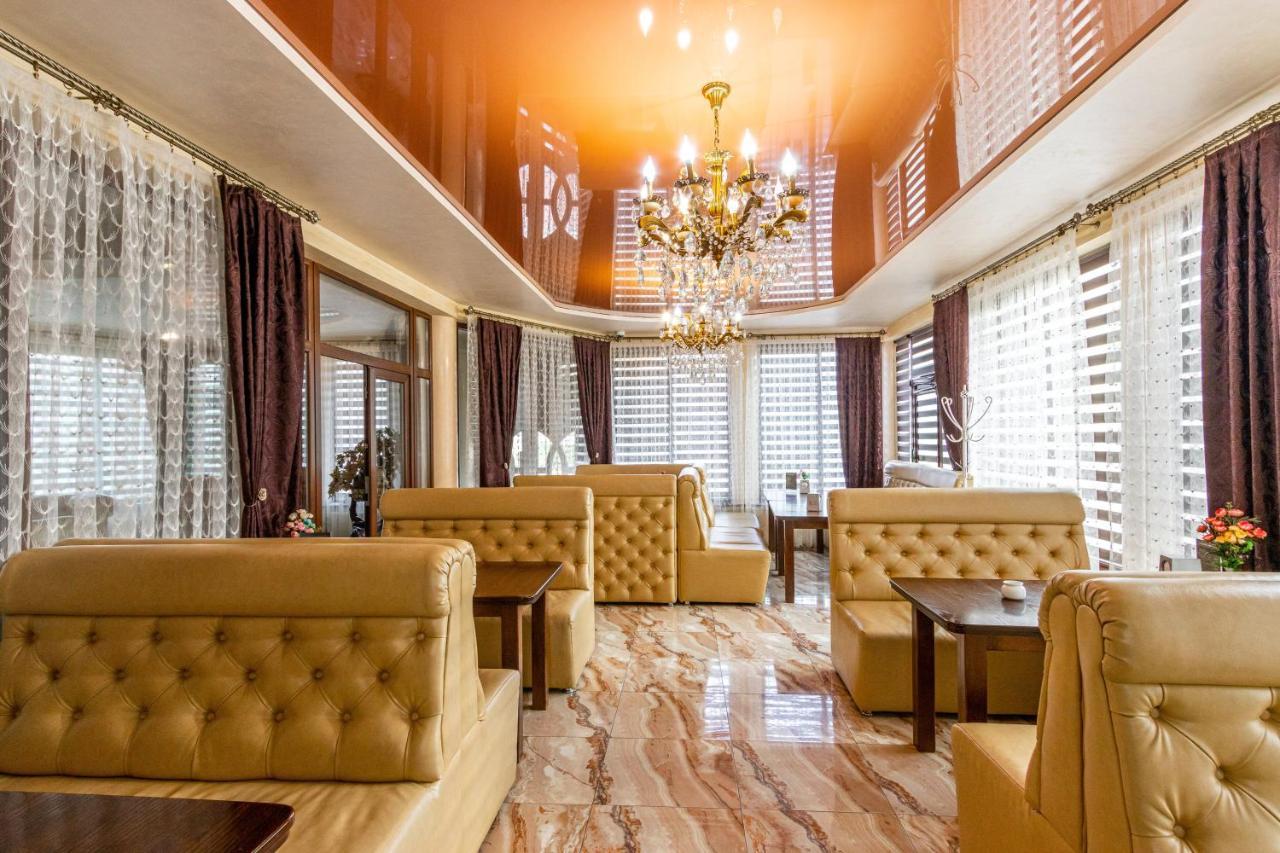 Villa Vlad & Spa Μπούκοβελ Εξωτερικό φωτογραφία