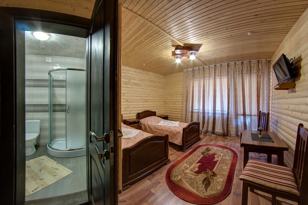 Villa Vlad & Spa Μπούκοβελ Δωμάτιο φωτογραφία