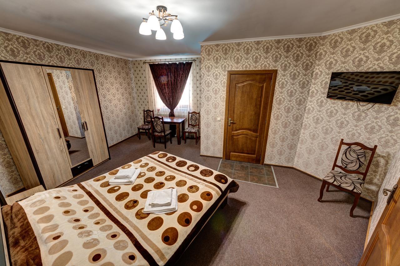 Villa Vlad & Spa Μπούκοβελ Εξωτερικό φωτογραφία